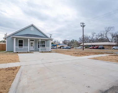 1030 W Gandy - Photo Thumbnail 25