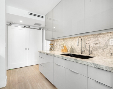 120 Se 5th Avenue - Photo Thumbnail 9