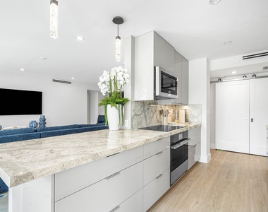 120 Se 5th Avenue - Photo Thumbnail 8