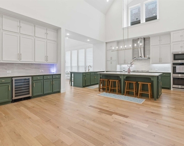 1939 Apple Tree Drive - Photo Thumbnail 12