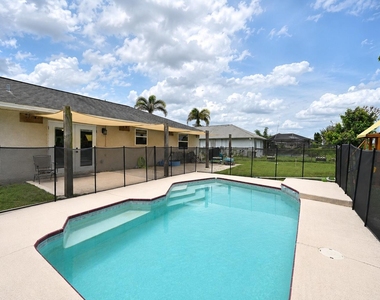 1755 Sw Castinet Lane - Photo Thumbnail 25