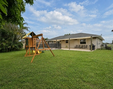 1755 Sw Castinet Lane - Photo Thumbnail 29