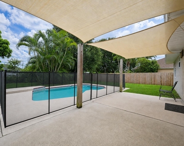 1755 Sw Castinet Lane - Photo Thumbnail 22