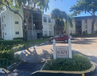 6301 N University Drive - Photo Thumbnail 11