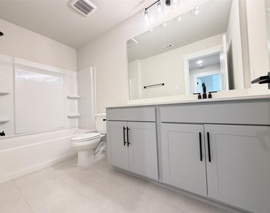 1707 Zachary Avenue - Photo Thumbnail 24