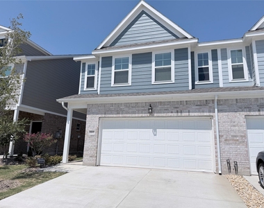 1707 Zachary Avenue - Photo Thumbnail 1