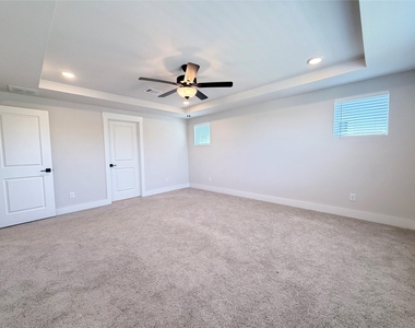1707 Zachary Avenue - Photo Thumbnail 14
