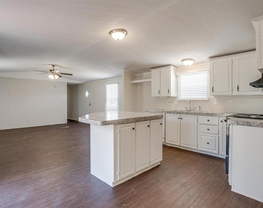 3116 Hilltop Road - Photo Thumbnail 5