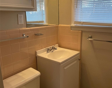 3231 Ivy Lane - Photo Thumbnail 13
