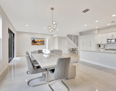 16608 Cove Road - Photo Thumbnail 11