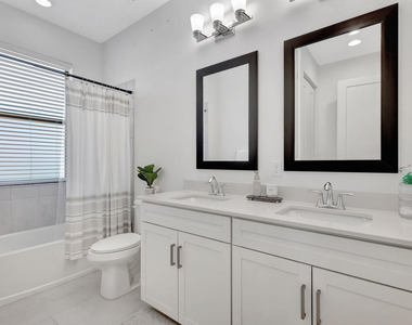 16608 Cove Road - Photo Thumbnail 28