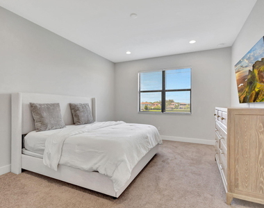 16608 Cove Road - Photo Thumbnail 29