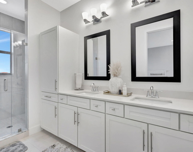 16608 Cove Road - Photo Thumbnail 34