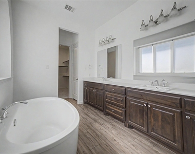8301 Barnbougle Dunes Drive - Photo Thumbnail 24