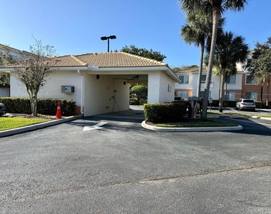 5306 Myrtlewood Circle E - Photo Thumbnail 21