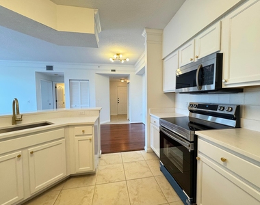 5306 Myrtlewood Circle E - Photo Thumbnail 1