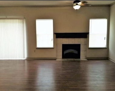 3713 Pearl Trail - Photo Thumbnail 5