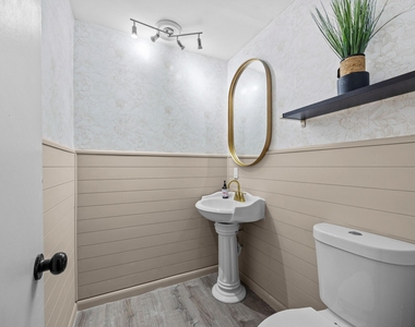 1520 Shaker Circle - Photo Thumbnail 25