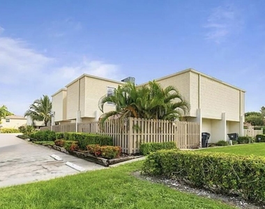 1520 Shaker Circle - Photo Thumbnail 26