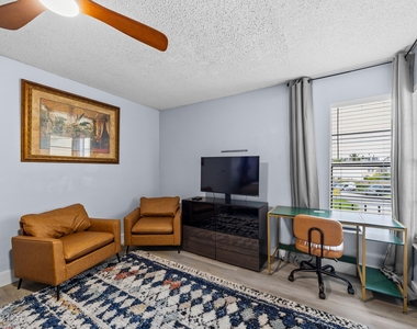 1520 Shaker Circle - Photo Thumbnail 17