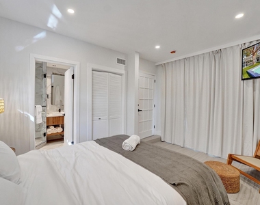4417 Sw 38th Terrace - Photo Thumbnail 39