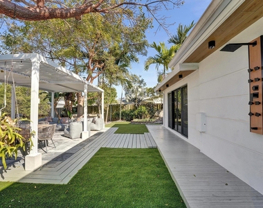 4417 Sw 38th Terrace - Photo Thumbnail 42