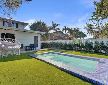4417 Sw 38th Terrace - Photo Thumbnail 70