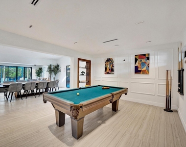 4417 Sw 38th Terrace - Photo Thumbnail 5
