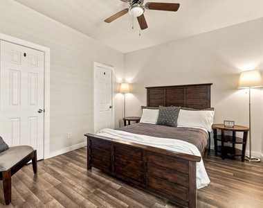 7340 Skillman Street - Photo Thumbnail 11