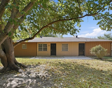 656 Sue Ann Lane - Photo Thumbnail 8