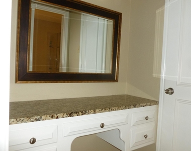 6916 Delmeta Drive - Photo Thumbnail 18