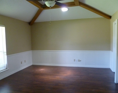 6916 Delmeta Drive - Photo Thumbnail 35