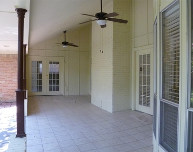 6916 Delmeta Drive - Photo Thumbnail 29