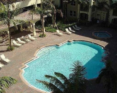 1 Renaissance Way - Photo Thumbnail 4