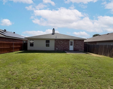 6200 St James Place - Photo Thumbnail 13