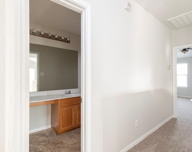 1509 Heron Drive - Photo Thumbnail 23