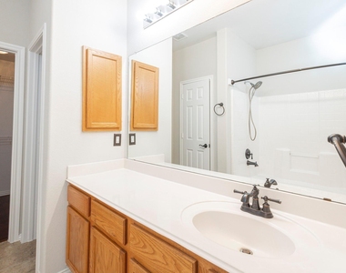1509 Heron Drive - Photo Thumbnail 20