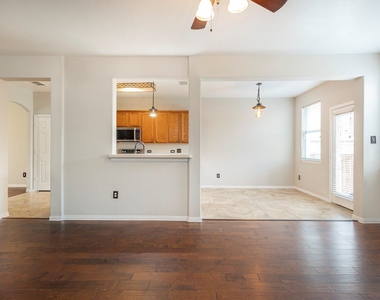 1509 Heron Drive - Photo Thumbnail 9