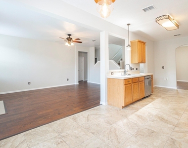 1509 Heron Drive - Photo Thumbnail 11