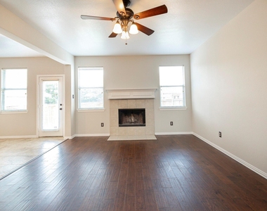 1509 Heron Drive - Photo Thumbnail 8