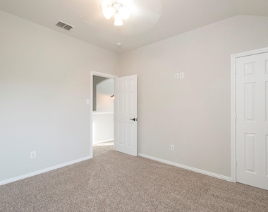 1509 Heron Drive - Photo Thumbnail 14