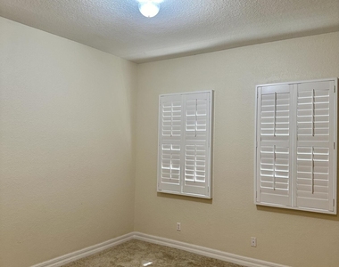 191 Mulligan Place - Photo Thumbnail 13