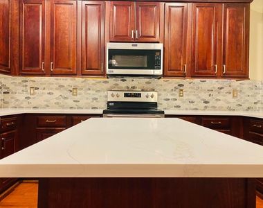 191 Mulligan Place - Photo Thumbnail 2