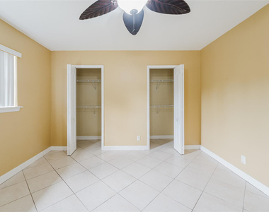 816 Se 13th Court - Photo Thumbnail 18