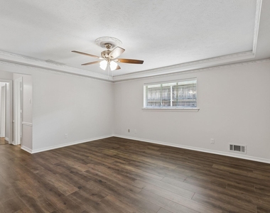 10146 Coveridge Drive - Photo Thumbnail 27