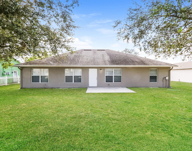 2431 Se Gilbert Avenue - Photo Thumbnail 14