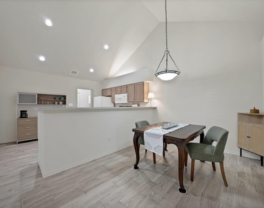 6132 Haley Lane - Photo Thumbnail 5