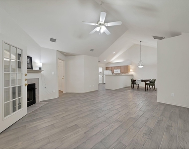 6132 Haley Lane - Photo Thumbnail 4