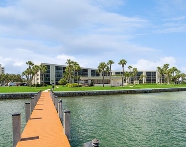 200 Intracoastal Place - Photo Thumbnail 28
