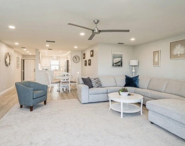 200 Intracoastal Place - Photo Thumbnail 5